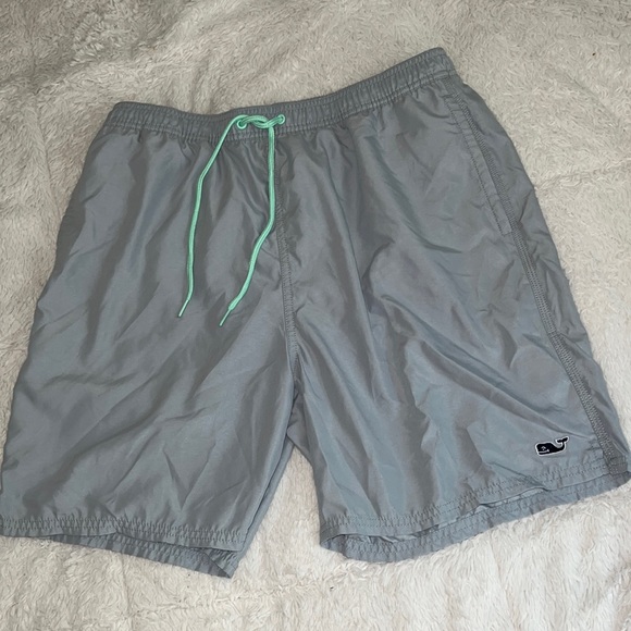 NEW! Mens Vineyard Vines bathing suit (NEVER WORN) - Picture 1 of 5